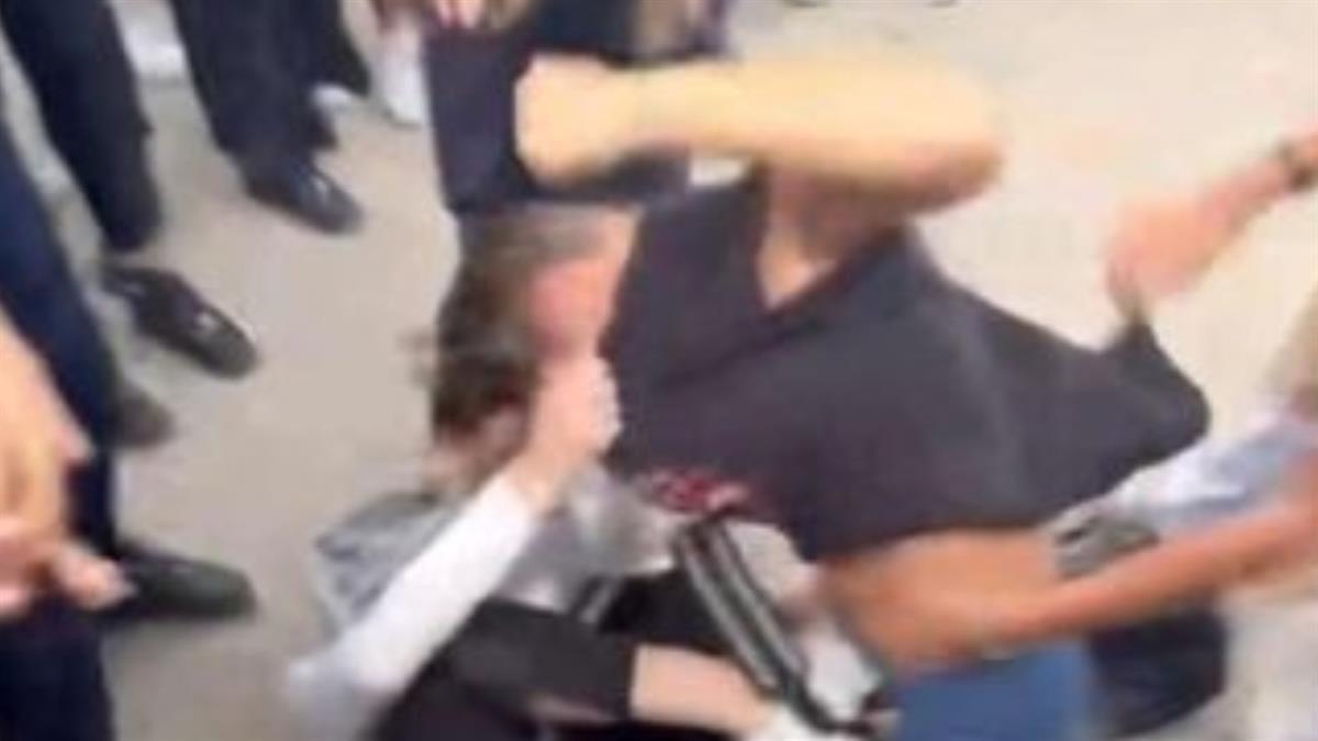 Περιστέρι: άγρια συμπλοκή μαθητών μέσα σε σχολείο - τραυματίστηκε η διευθύντρια